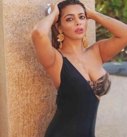 sexy boobs anjali khanna