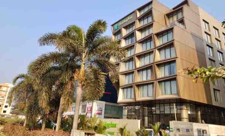Escorts Call Girls Holiday Inn Hotel Kolkata
