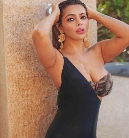 sexy boobs anjali khanna